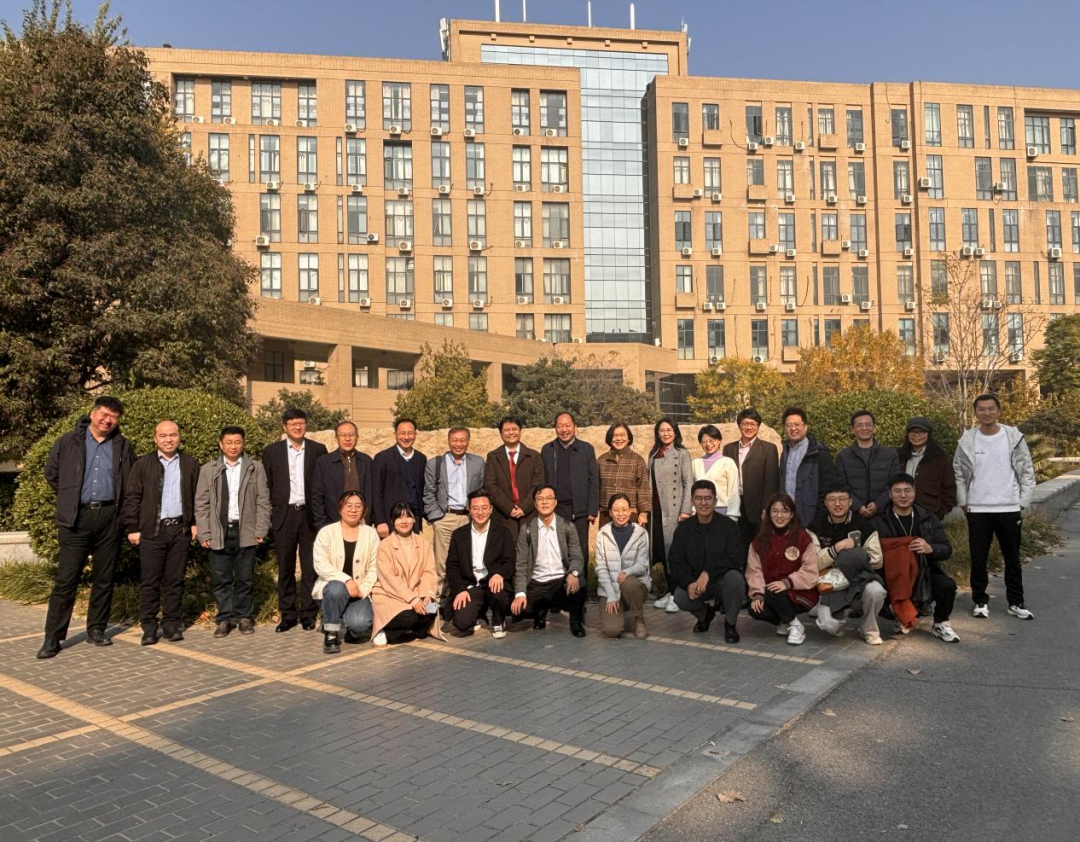 简讯|董事长史渊源教授受邀赴郑州大学开展学术报告